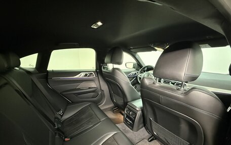 BMW 4 серия, 2021 год, 4 990 000 рублей, 15 фотография