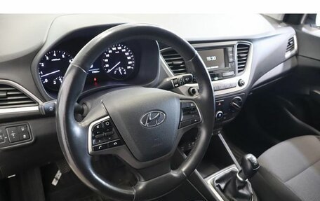 Hyundai Solaris II рестайлинг, 2017 год, 1 096 900 рублей, 6 фотография