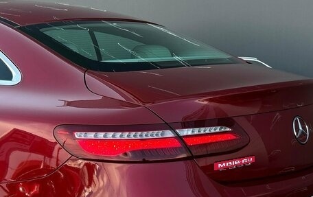 Mercedes-Benz E-Класс, 2017 год, 4 080 400 рублей, 28 фотография