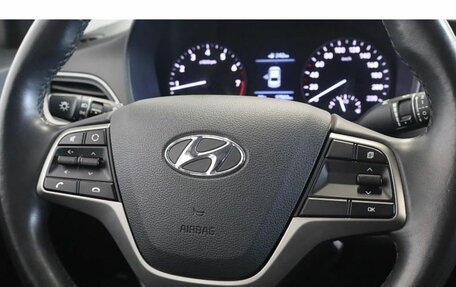 Hyundai Solaris II рестайлинг, 2017 год, 1 096 900 рублей, 9 фотография