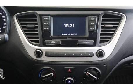 Hyundai Solaris II рестайлинг, 2017 год, 1 096 900 рублей, 10 фотография