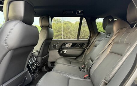 Land Rover Range Rover IV рестайлинг, 2018 год, 4 750 000 рублей, 29 фотография
