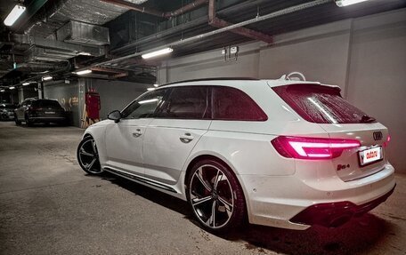 Audi RS 4, 2019 год, 5 500 000 рублей, 4 фотография