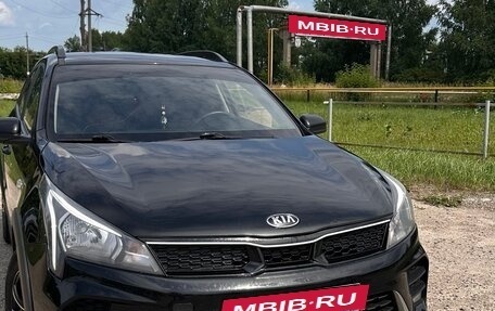 KIA Rio IV, 2020 год, 1 400 000 рублей, 2 фотография