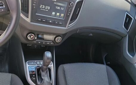 Hyundai Creta I рестайлинг, 2021 год, 1 900 000 рублей, 8 фотография