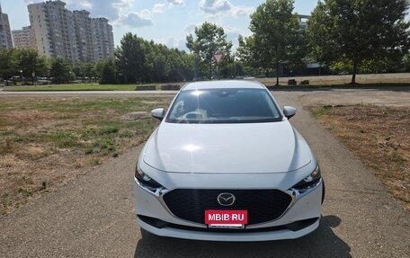 Mazda 3, 2020 год, 1 590 000 рублей, 4 фотография