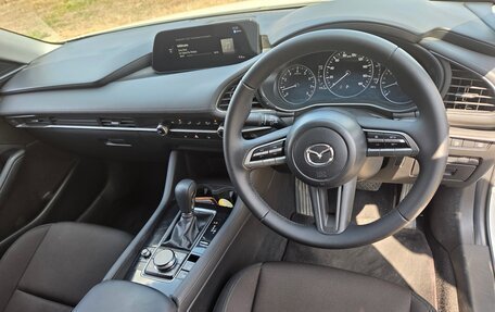 Mazda 3, 2020 год, 1 590 000 рублей, 13 фотография