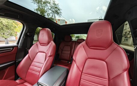 Porsche Cayenne III, 2020 год, 9 990 000 рублей, 16 фотография