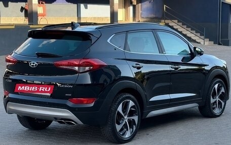 Hyundai Tucson III, 2018 год, 2 300 000 рублей, 2 фотография
