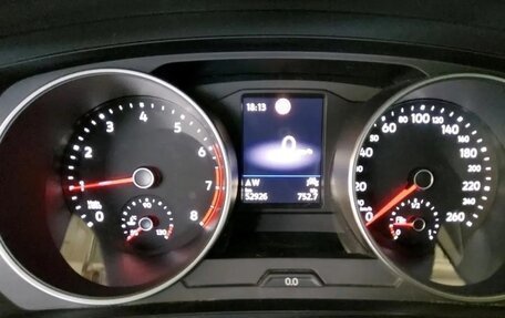 Volkswagen Tiguan II, 2022 год, 2 392 000 рублей, 13 фотография