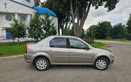 Renault Logan I, 2010 год, 420 000 рублей, 3 фотография