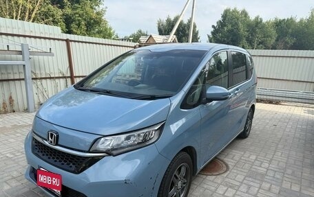 Honda Freed II, 2020 год, 1 500 000 рублей, 2 фотография