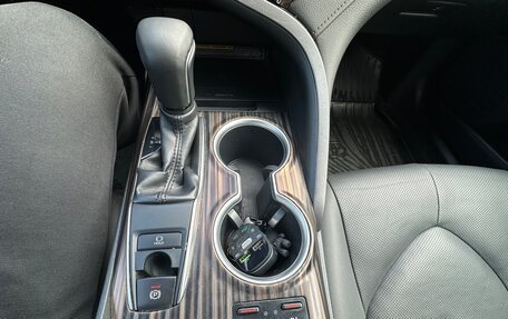 Toyota Camry, 2019 год, 2 500 000 рублей, 13 фотография