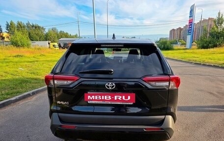 Toyota RAV4, 2019 год, 2 750 000 рублей, 4 фотография
