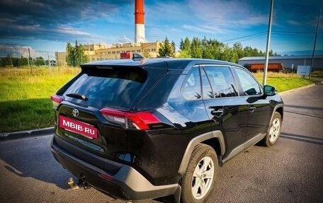 Toyota RAV4, 2019 год, 2 750 000 рублей, 7 фотография
