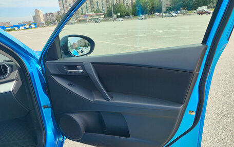 Mazda 3, 2011 год, 700 000 рублей, 2 фотография