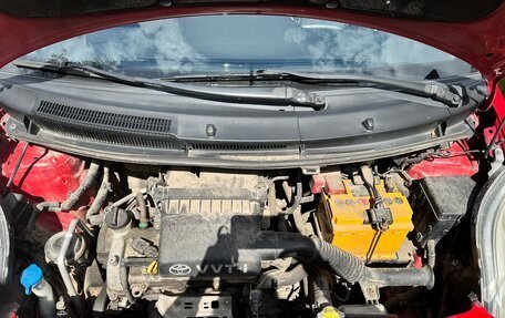 Toyota Yaris III рестайлинг, 2007 год, 420 000 рублей, 3 фотография