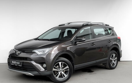 Toyota RAV4, 2018 год, 2 200 000 рублей, 1 фотография