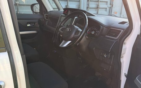 Toyota Roomy I, 2017 год, 1 100 000 рублей, 8 фотография