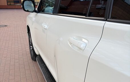 Toyota Land Cruiser Prado 150 рестайлинг 2, 2021 год, 7 650 000 рублей, 10 фотография