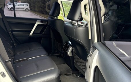 Toyota Land Cruiser Prado 150 рестайлинг 2, 2021 год, 7 650 000 рублей, 17 фотография