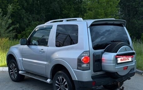 Mitsubishi Pajero IV, 2008 год, 1 500 000 рублей, 5 фотография