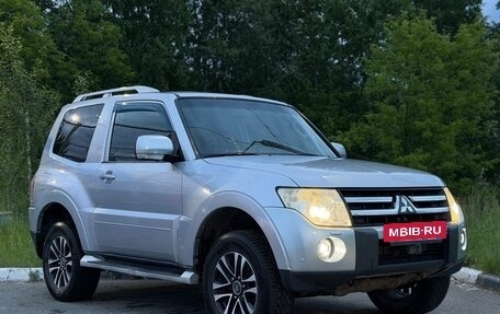 Mitsubishi Pajero IV, 2008 год, 1 500 000 рублей, 9 фотография