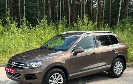 Volkswagen Touareg III, 2011 год, 2 650 000 рублей, 2 фотография