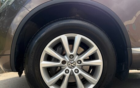 Volkswagen Touareg III, 2011 год, 2 650 000 рублей, 14 фотография