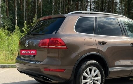 Volkswagen Touareg III, 2011 год, 2 650 000 рублей, 10 фотография