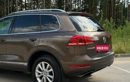 Volkswagen Touareg III, 2011 год, 2 650 000 рублей, 11 фотография