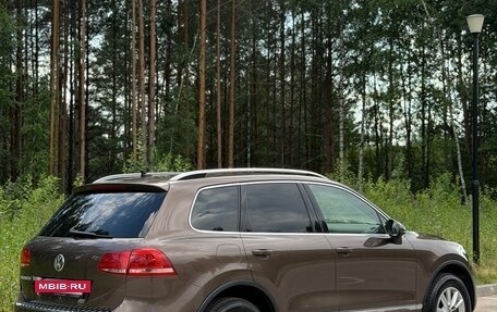 Volkswagen Touareg III, 2011 год, 2 650 000 рублей, 20 фотография