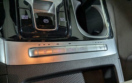 KIA Carnival, 2021 год, 4 050 000 рублей, 21 фотография