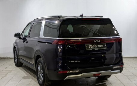 KIA Carnival, 2021 год, 4 050 000 рублей, 28 фотография