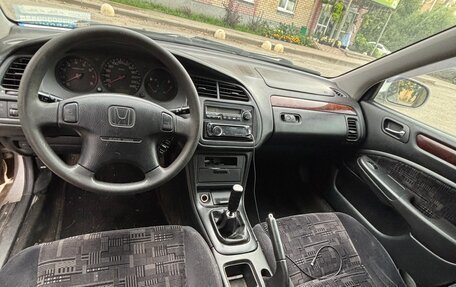 Honda Accord VII рестайлинг, 1998 год, 350 000 рублей, 4 фотография