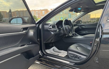 Toyota Camry, 2023 год, 3 200 000 рублей, 9 фотография