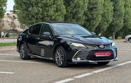 Toyota Camry, 2023 год, 3 200 000 рублей, 3 фотография