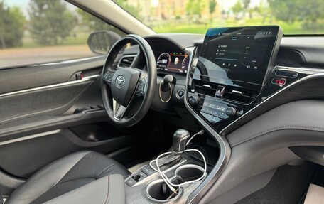 Toyota Camry, 2023 год, 3 200 000 рублей, 16 фотография