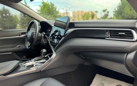 Toyota Camry, 2023 год, 3 200 000 рублей, 13 фотография