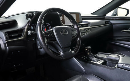 Lexus ES VII, 2019 год, 4 050 000 рублей, 16 фотография