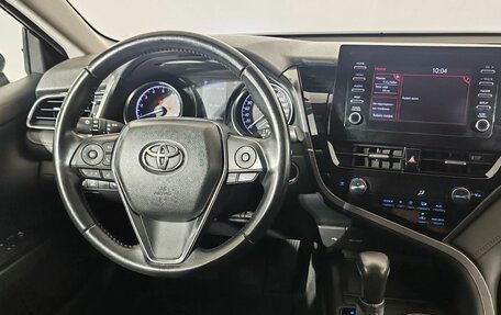 Toyota Camry, 2021 год, 2 600 000 рублей, 10 фотография