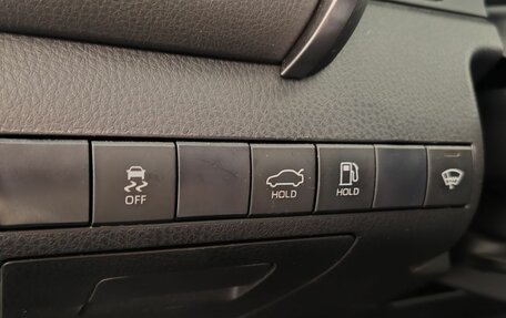 Toyota Camry, 2021 год, 2 600 000 рублей, 15 фотография