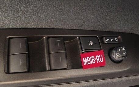 Toyota Camry, 2021 год, 2 600 000 рублей, 14 фотография