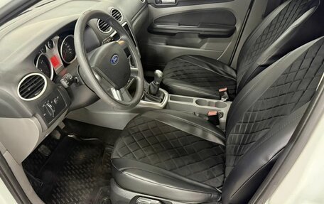 Ford Focus II рестайлинг, 2011 год, 550 000 рублей, 18 фотография