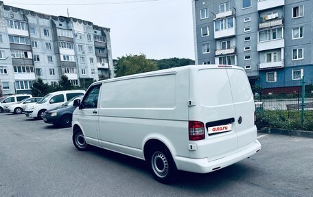 Volkswagen Transporter T5 рестайлинг, 2010 год, 1 375 000 рублей, 3 фотография