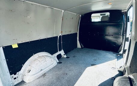 Volkswagen Transporter T5 рестайлинг, 2010 год, 1 375 000 рублей, 6 фотография