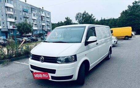 Volkswagen Transporter T5 рестайлинг, 2010 год, 1 375 000 рублей, 5 фотография