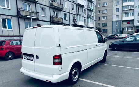 Volkswagen Transporter T5 рестайлинг, 2010 год, 1 375 000 рублей, 8 фотография
