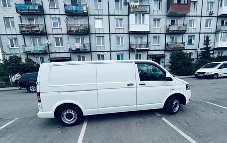 Volkswagen Transporter T5 рестайлинг, 2010 год, 1 375 000 рублей, 11 фотография
