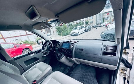 Volkswagen Transporter T5 рестайлинг, 2010 год, 1 375 000 рублей, 15 фотография